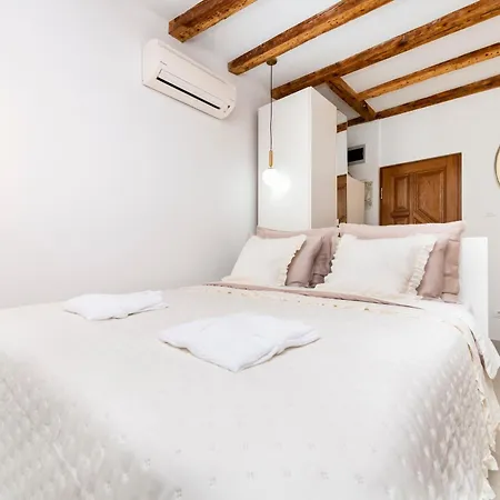 15 Rovinj